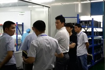 KHÁCH HÀNG SAMSUNG THAM QUAN DASEN LẠI