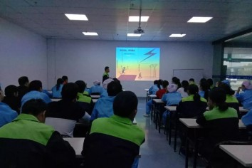 ĐÀO TẠO ĐẶC BIỆT VỀ 'KIẾN THỨC SỬ DỤNG ĐIỆN AN TOÀN'