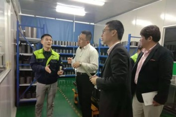CHÀO MỪNG KHÁCH HÀNG NHẬT BẢN ĐẾN THĂM NHÀ MÁY CỦA CHÚNG TÔI