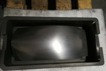 GIA CÔNG VÀ PHÁT TRIỂN KHUÔN GRAPHITE KÍNH 3D