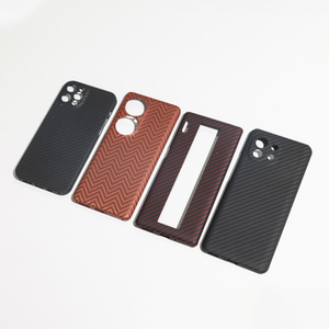 Vỏ điện thoại bằng sợi carbon ODM CFRP Nhà máy sản xuất phụ tùng sợi carbon tùy chỉnh Nhà cung cấp vỏ điện thoại bằng sợi thủy tinh